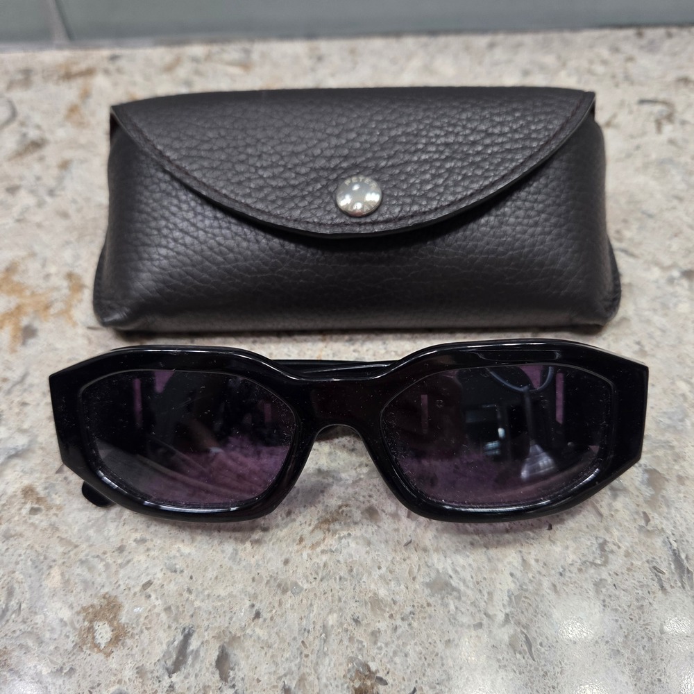 Peter Millar Sunglasses Black Frame Gold‎ Detail Purple Tint Lens with Case